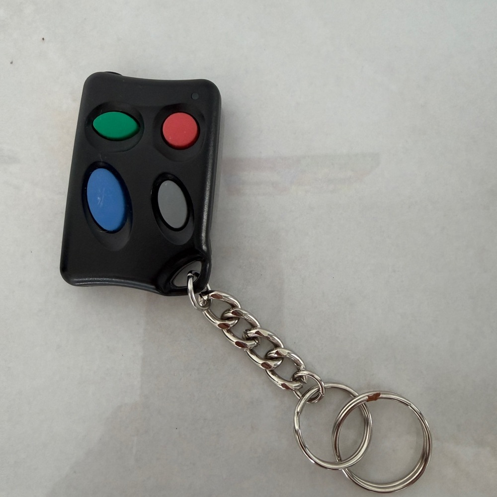 Condoled Keyscan/Verex Elvutoa Remote Transmitter
